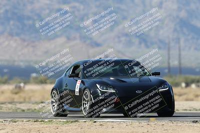 media/Oct-24-2025-Doghouse Garage (Fri) [[783d2ff07a]]/3-Intermediate/Session 2 (Turns 16 and 17 Exit)/